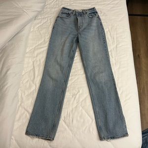 abercrombie ultra high rise 90s straight jeans